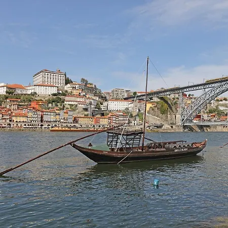 Flh Almada Cozy With View Porto