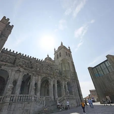 Flh Almada Cozy With View דירה *