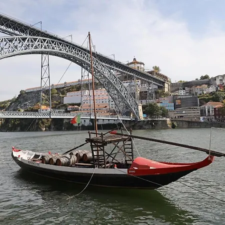 Flh Almada Cozy With View Porto